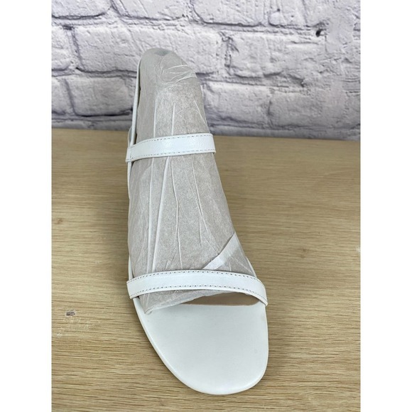 Kenneth Cole Maisie White Sandals Heels size 9.5 NWT - Picture 4 of 11